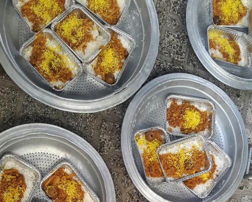 توزیع 1000 غذای نذری از سوی خبرنگاران تهرانی