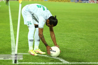 مسابقه فوتبال/ فجر سپاسی شیراز _ آلومینیوم اراک