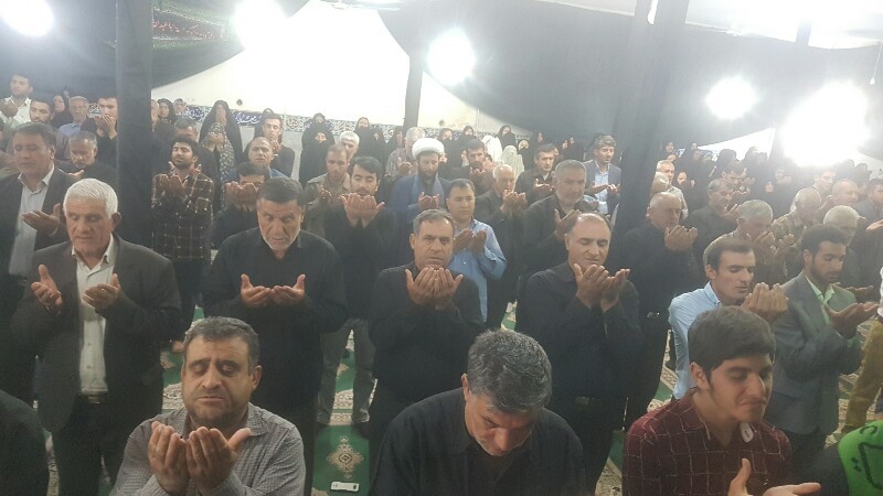 اصل حرکت امام حسین سیاسی بود