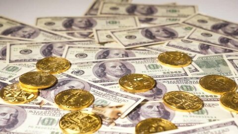 علت کاهش قیمت طلا در بازار چیست؟ علت کاهش قیمت طلا در بازار چیست؟