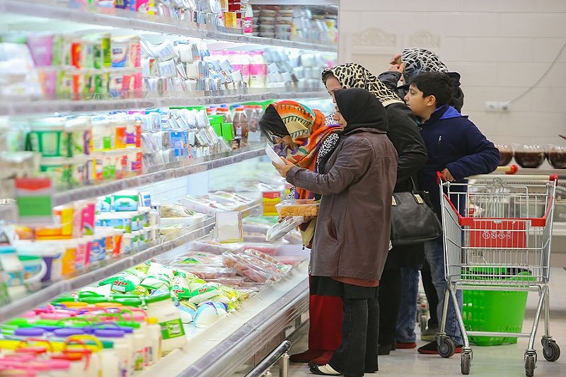 قیمت درج شده روی کالا، ملاک فروش آن است/ برخی فروشگاهها قیمت کالاها را دستکاری میکنند!! قیمت درج شده روی کالا، ملاک فروش آن است/ برخی فروشگاهها قیمت کالاها را دستکاری میکنند!!