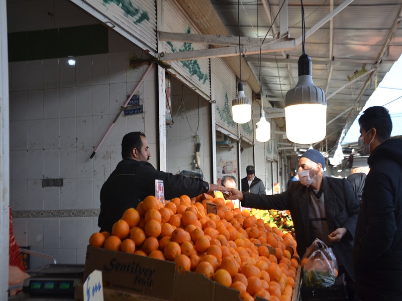 بازار شب یلدا در کرمانشاه بازار شب یلدا در کرمانشاه