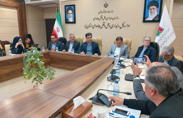 راهداری یزد، پیشرو در بهبود ایمنی و خدمات جادهای/ ناوگان حمل و نقل مسافری یزد با چالش جدی روبرو است