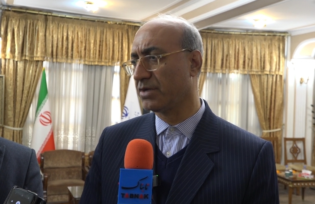 پیگیری مشکلات اشتغال و انرژی واحد&zwnj;های تولیدی در اولویت است/ لزوم تأمین تسهیلات برای پروژه&zwnj;های پتروشیمی کرمانشاه