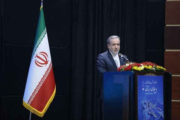 کشورهای همسایه، اولویت اول وزارت امور خارجه هستند/ پیشنهاد عراقچی برای انتصاب معاون امور بین&zwnj;الملل در استانداری&zwnj;ها