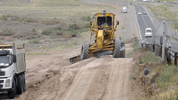 رسیدگی فوری وزیر راه به وضعیت نامناسب جاده خنداب-پل&zwnj;دوآب در استان مرکزی