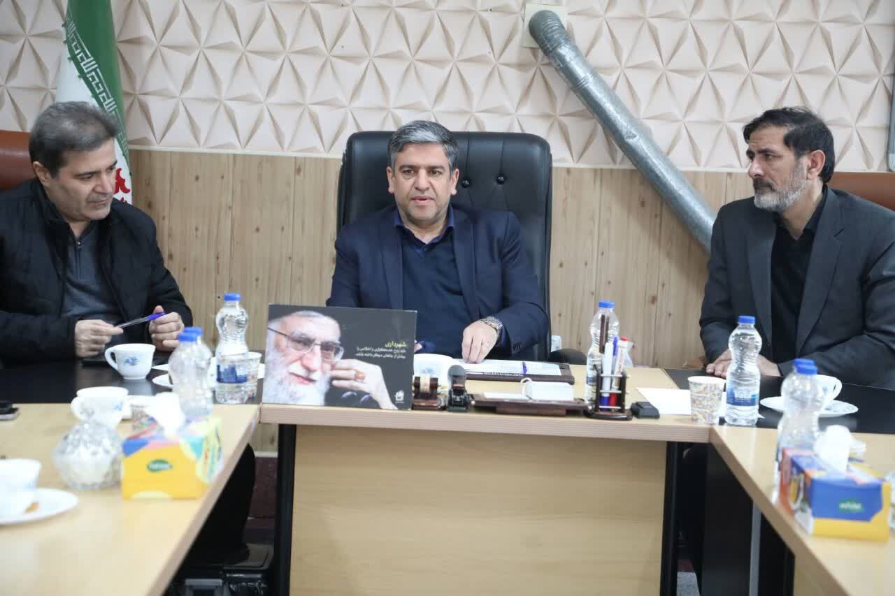 شهرداریها نهادی مردمی و خدمتگزار مردم هستند/ شهرداریها نهادی مردمی و خدمتگزار مردم هستند/