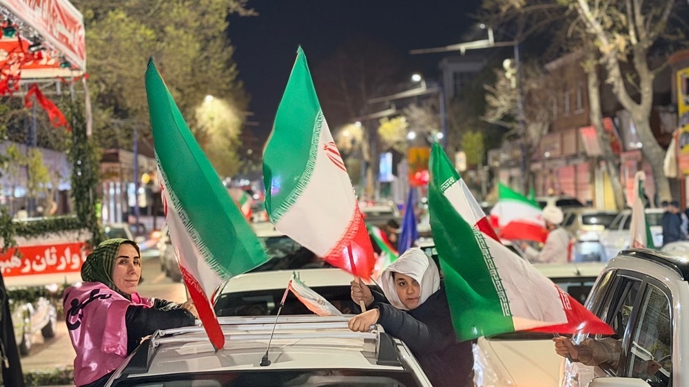 حضور دهه نودیهای ارومیه در حمایت از ایران و انقلاب اسلامی +عکس حضور دهه نودیهای ارومیه در حمایت از ایران و انقلاب اسلامی +عکس